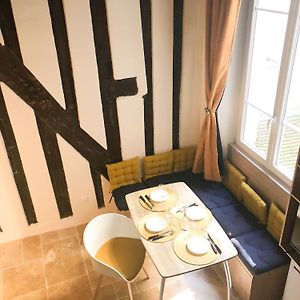 Quartier D'Emily In Paris